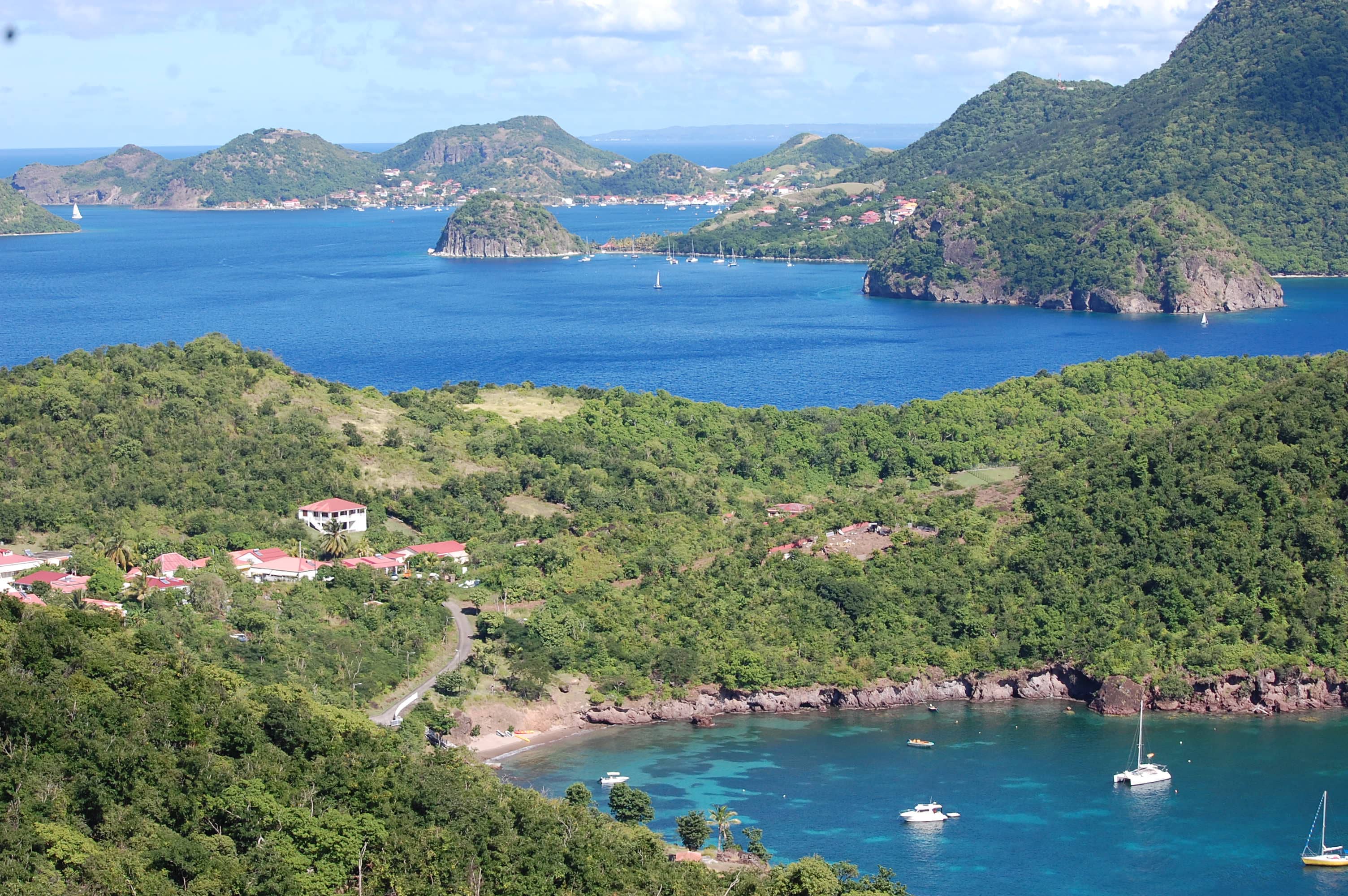 Vue sur Terre-de-Bas et Terre-de-Haut © Benoît Pisanu