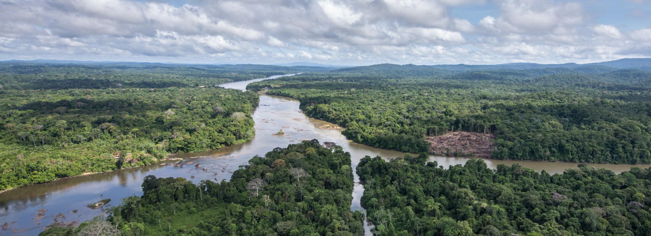 Vue aérienne sur le territoire du Parc national © Guillaume Feuillet, PAG