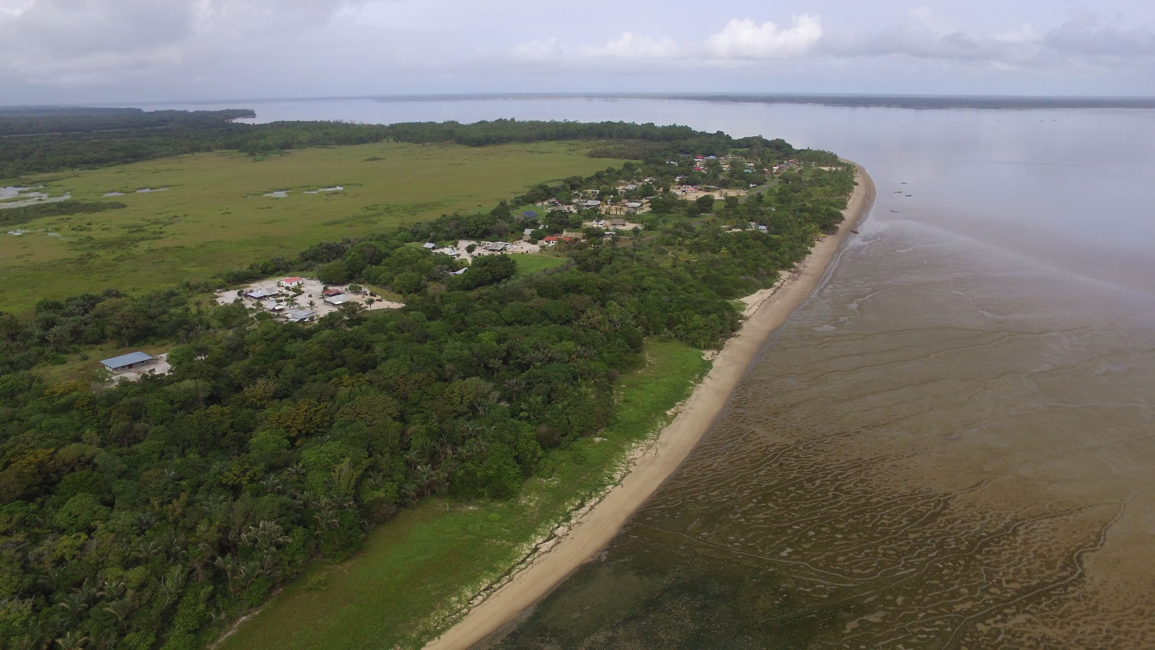 Plage d'Awala-Yalimapo © Raphaël Gailhac - OFB