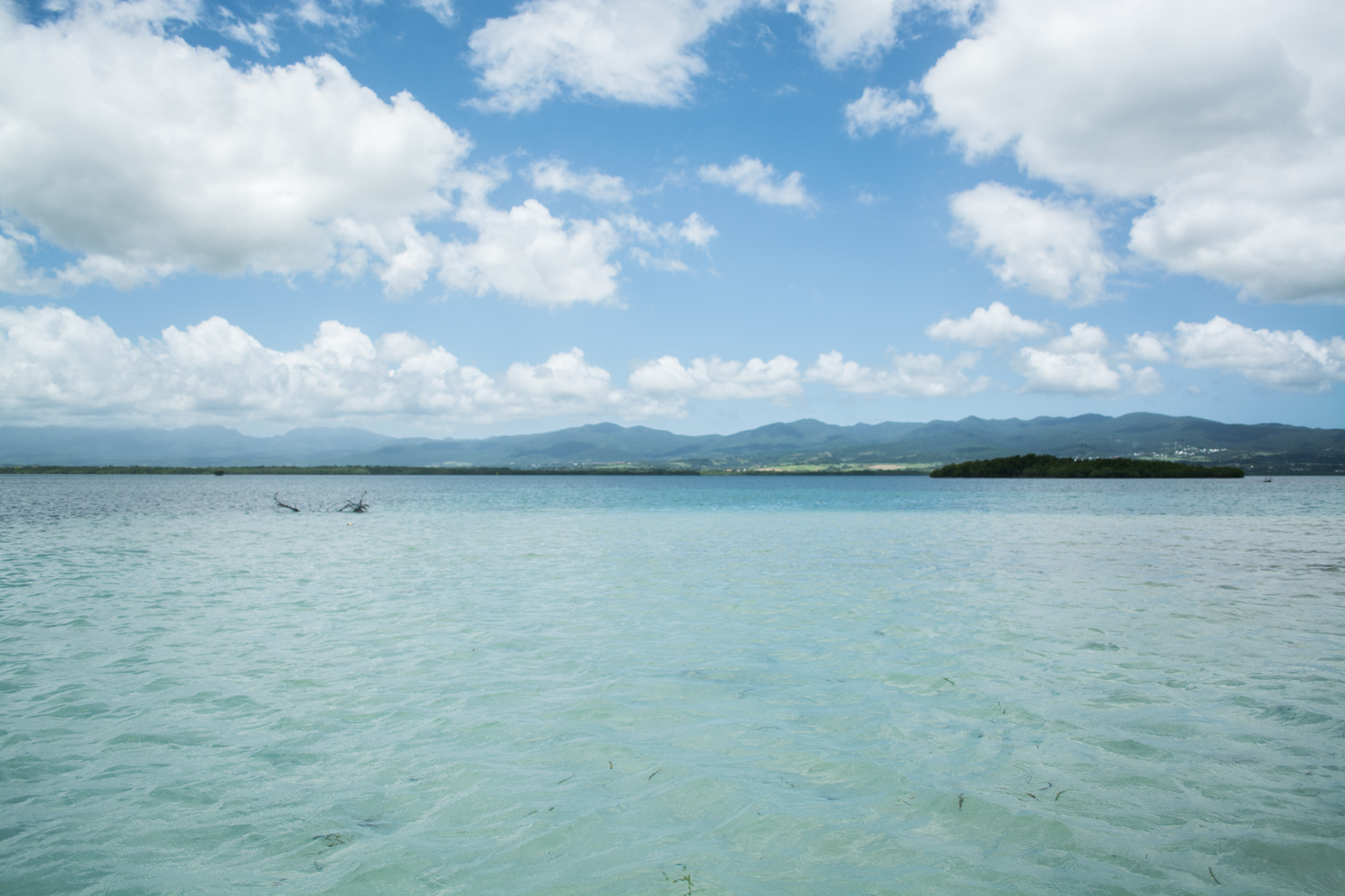 Le lagon du Grand Cul-de-Sac Marin © Guilhem Pouxviel