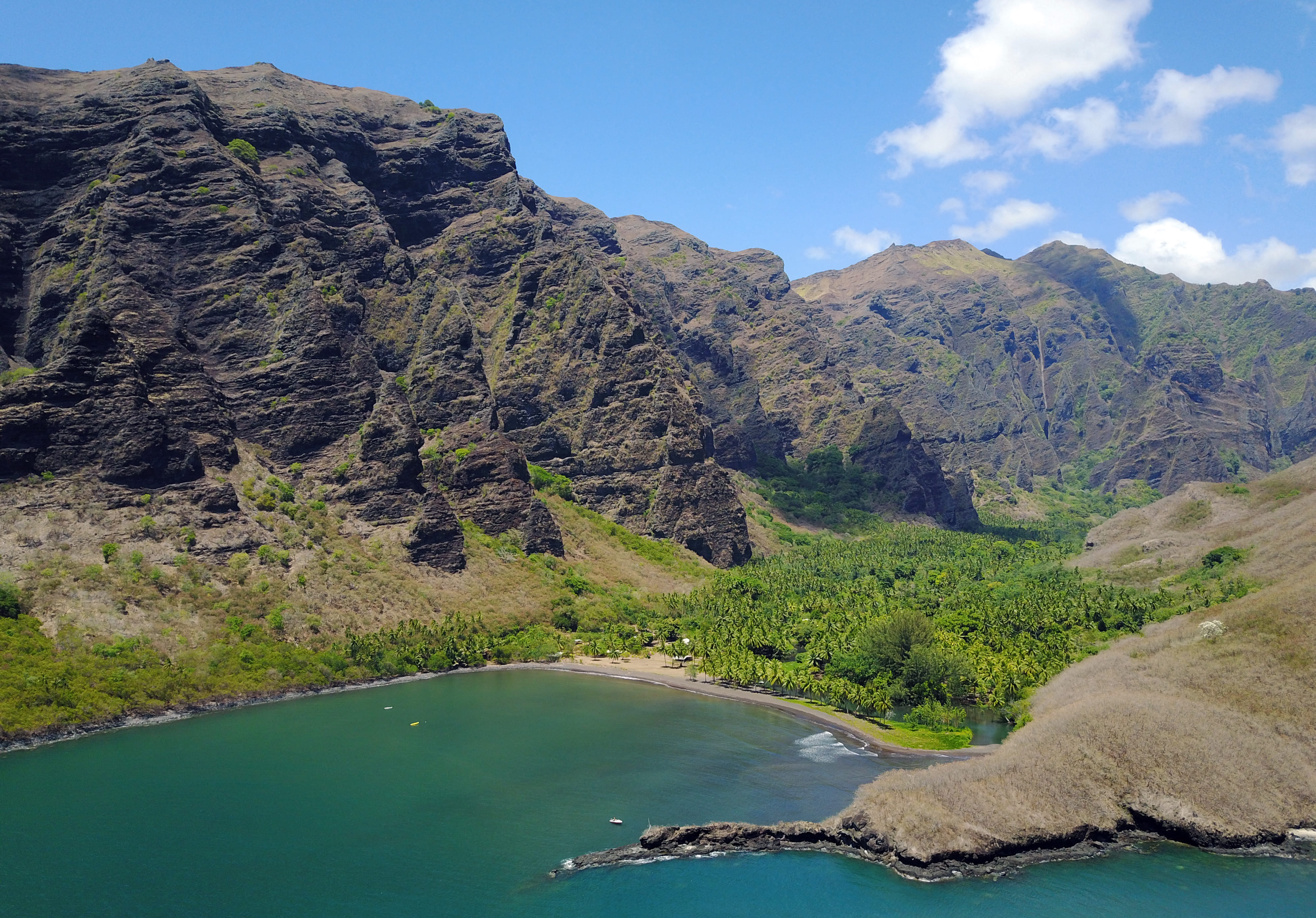 Vue aérienne de Nuku Hiva, Marquises © Pamela Carzon - 97px